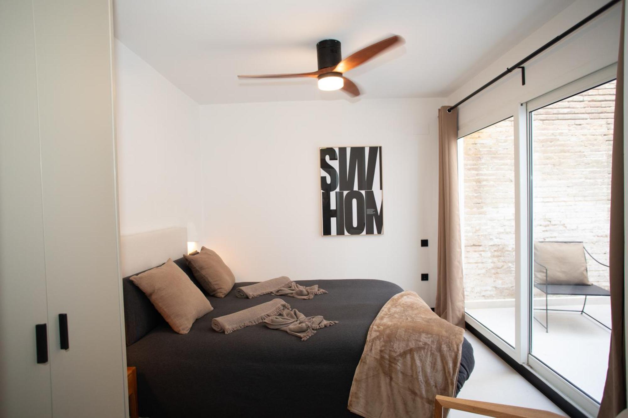 Lovely Exclusivity In Center Appartement Valence