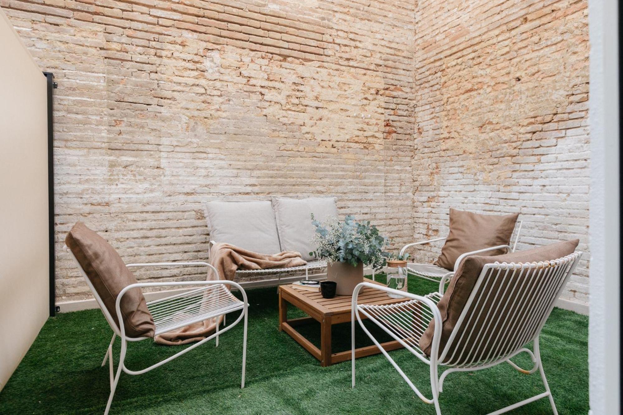 Lovely Exclusivity In Center Appartement Valence